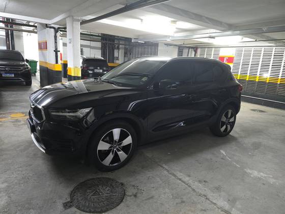 VOLVO XC40 2.0 T5 GASOLINA MOMENTUM AWD GEARTRONIC VOLVO XC40 2.0 T5 GASOLINA MOMENTUM AWD GEARTRONIC